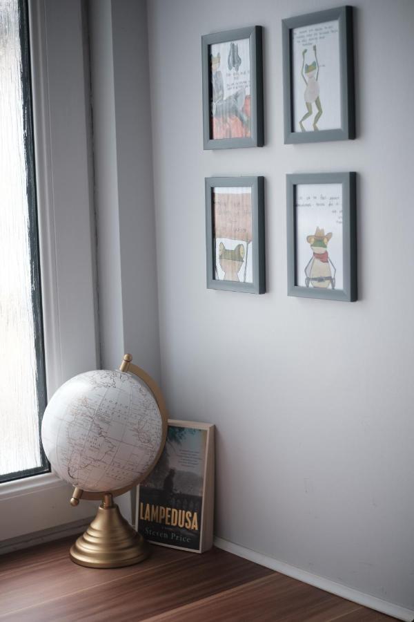 Gorgeous 3 Bedroom Victorian Townhouse 리즈번 외부 사진